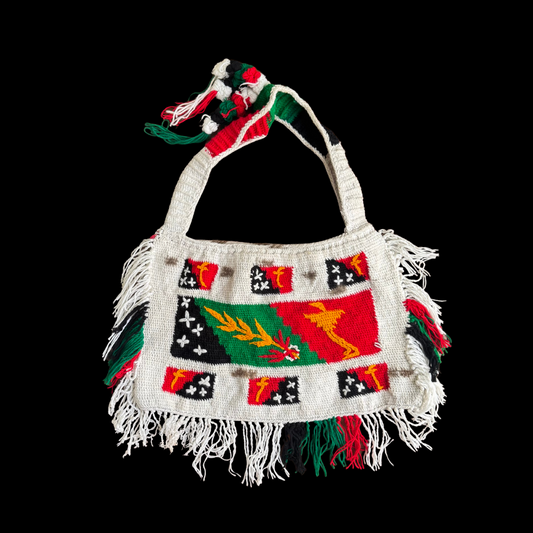 White-PNG-Flag-Theme Bilum with possum fur