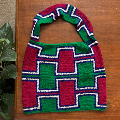 Green Raspberry Skin Pik Bilum (Survivor-Made)